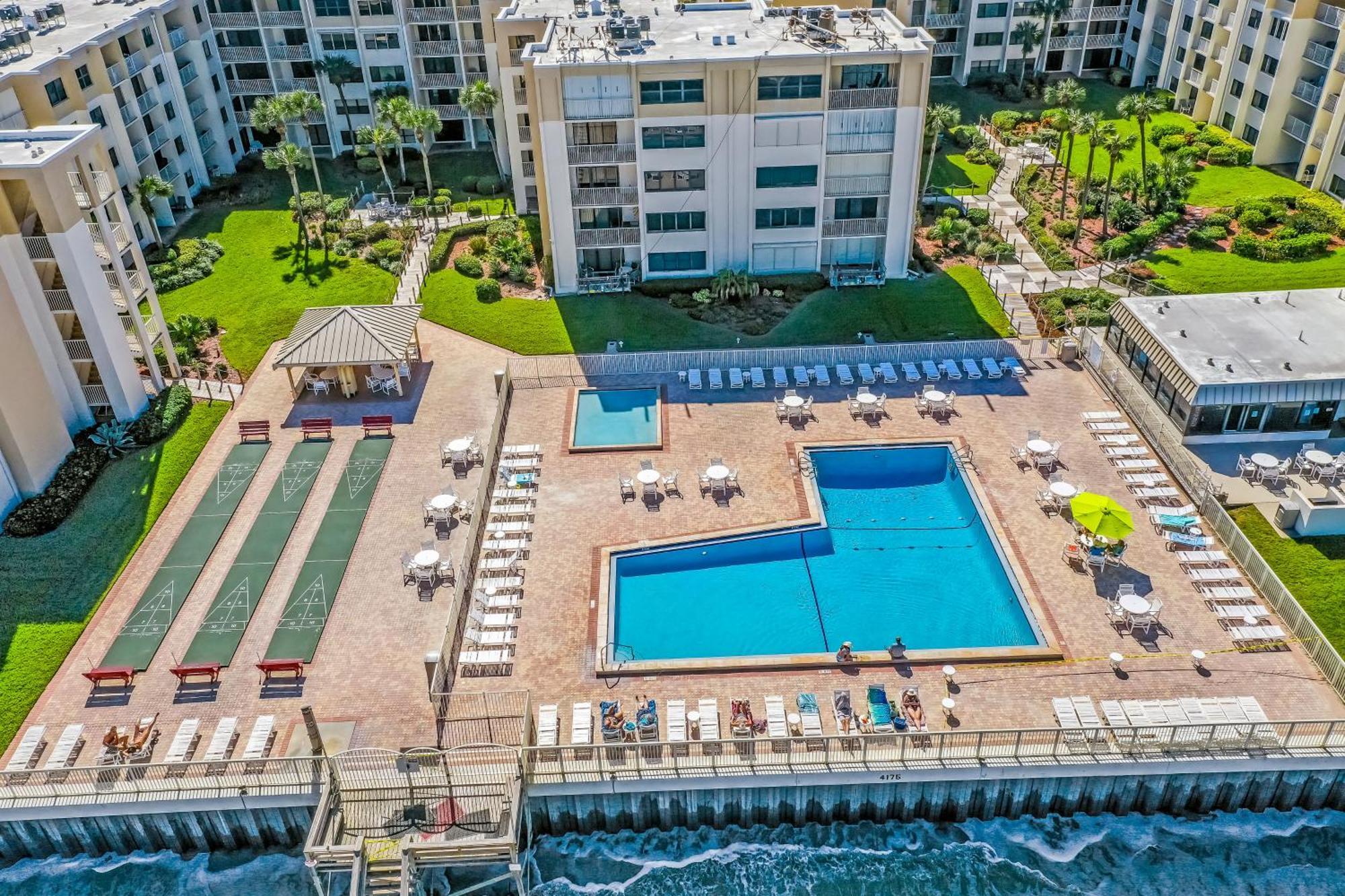 Castle Reef Condos New Smyrna Beach Room photo