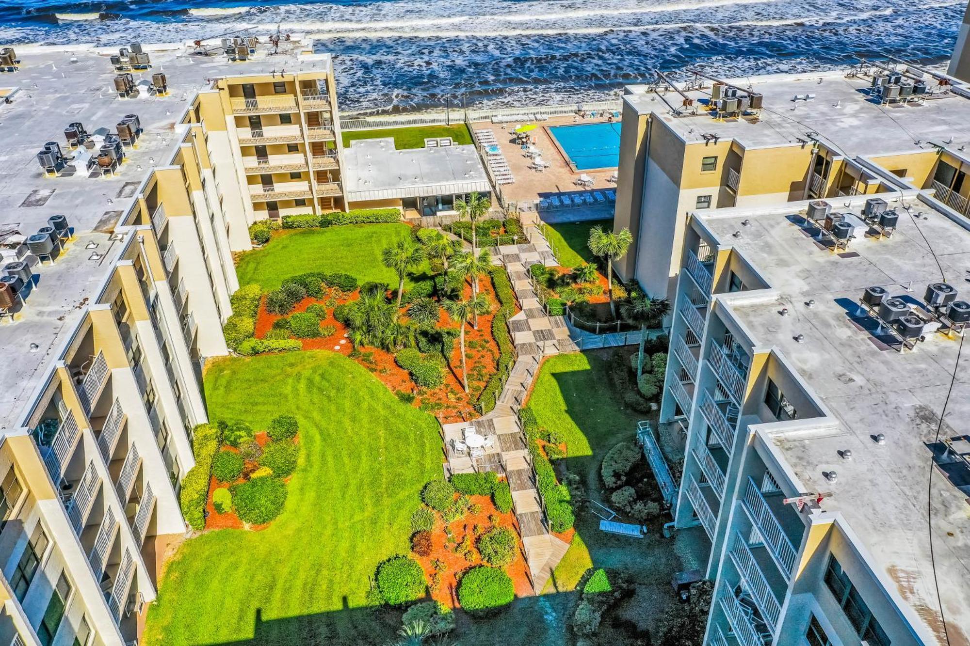 Castle Reef Condos New Smyrna Beach Room photo