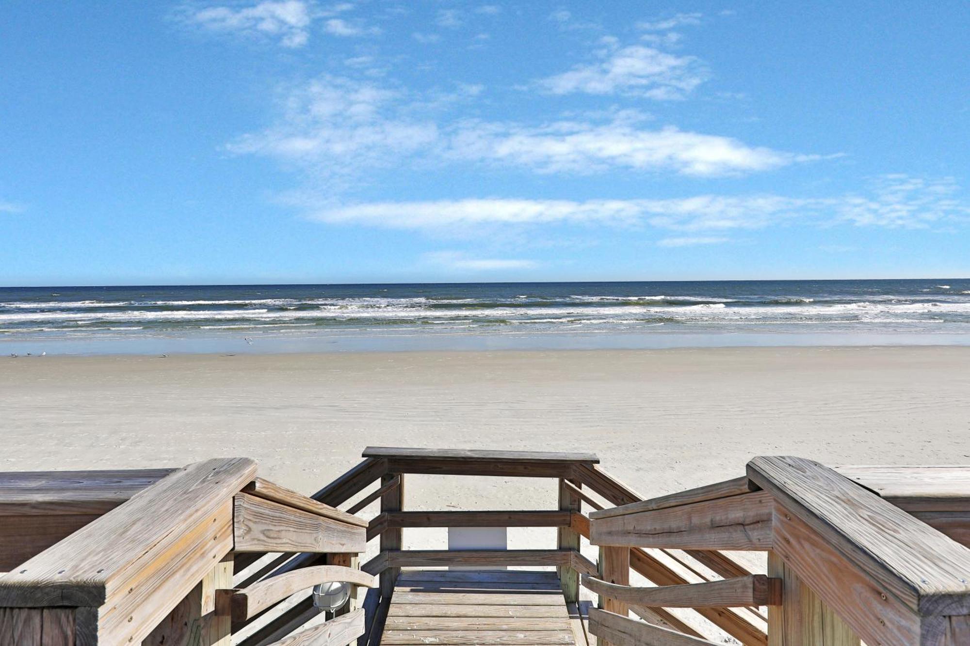 Castle Reef Condos New Smyrna Beach Room photo