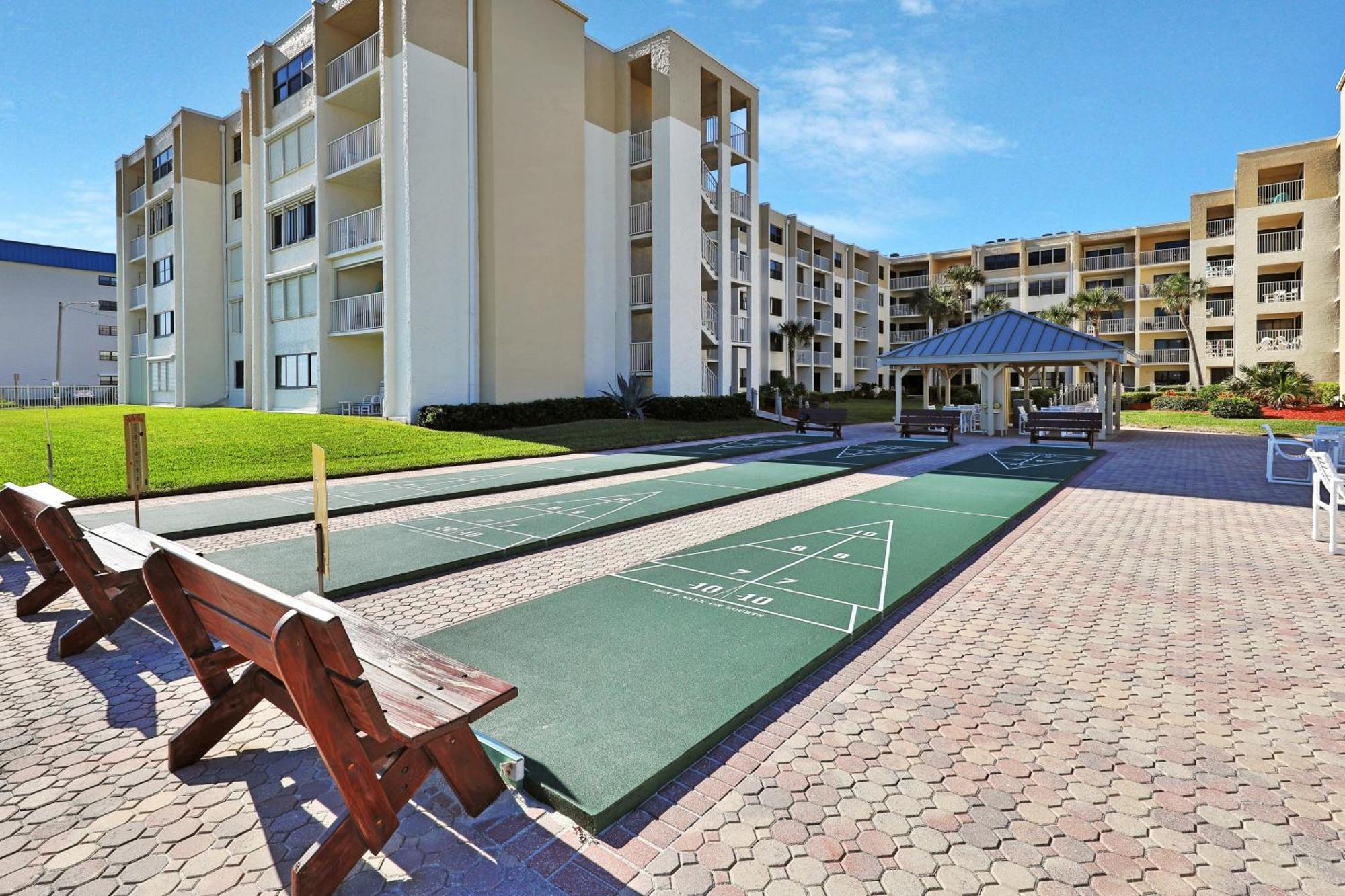 Castle Reef Condos New Smyrna Beach Room photo
