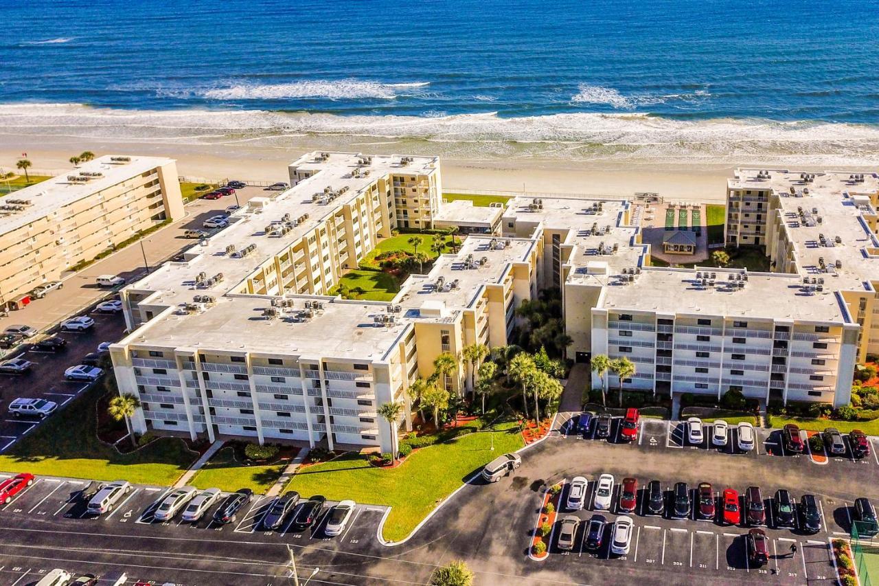 Castle Reef Condos New Smyrna Beach Exterior photo